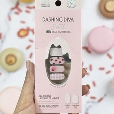 Dashing Diva Glaze LED Semi-Cured Gel GAM471 Central Park Picnic