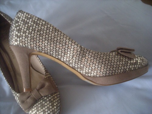 BEAUTIFUL NEW SPECIAL OCCASION BROWN/GOLD MIX HEELED SHOES SIZE 5 1/2 M&S /EXC - Picture 6 of 8