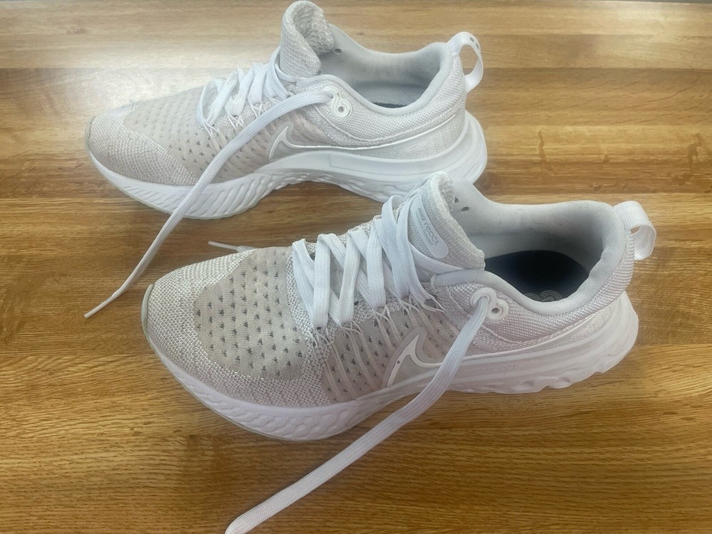Nike React Infinity Run Flyknit Women Size 7.5 White Running Shoes  