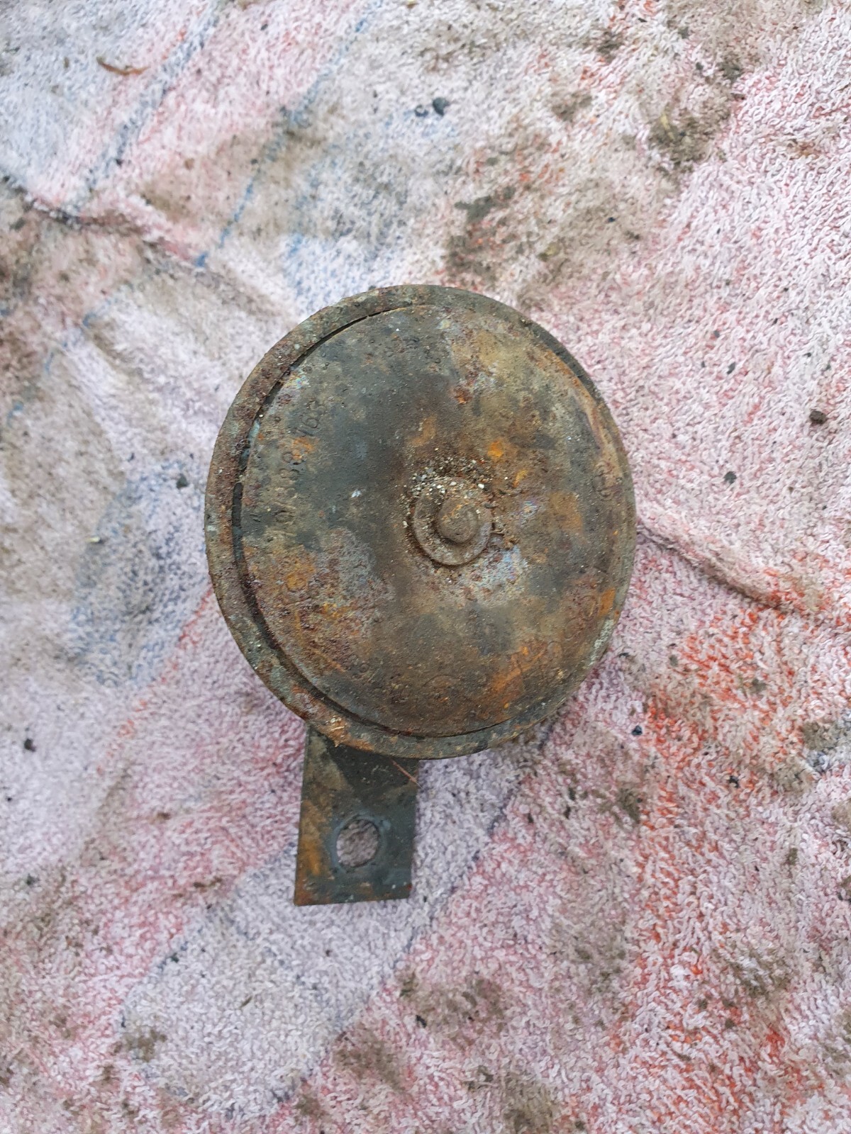 SUZUKI SJ VITARA JIMNY HORN ORIGINAL 413 410 SAMURAI WORKING SANTANA