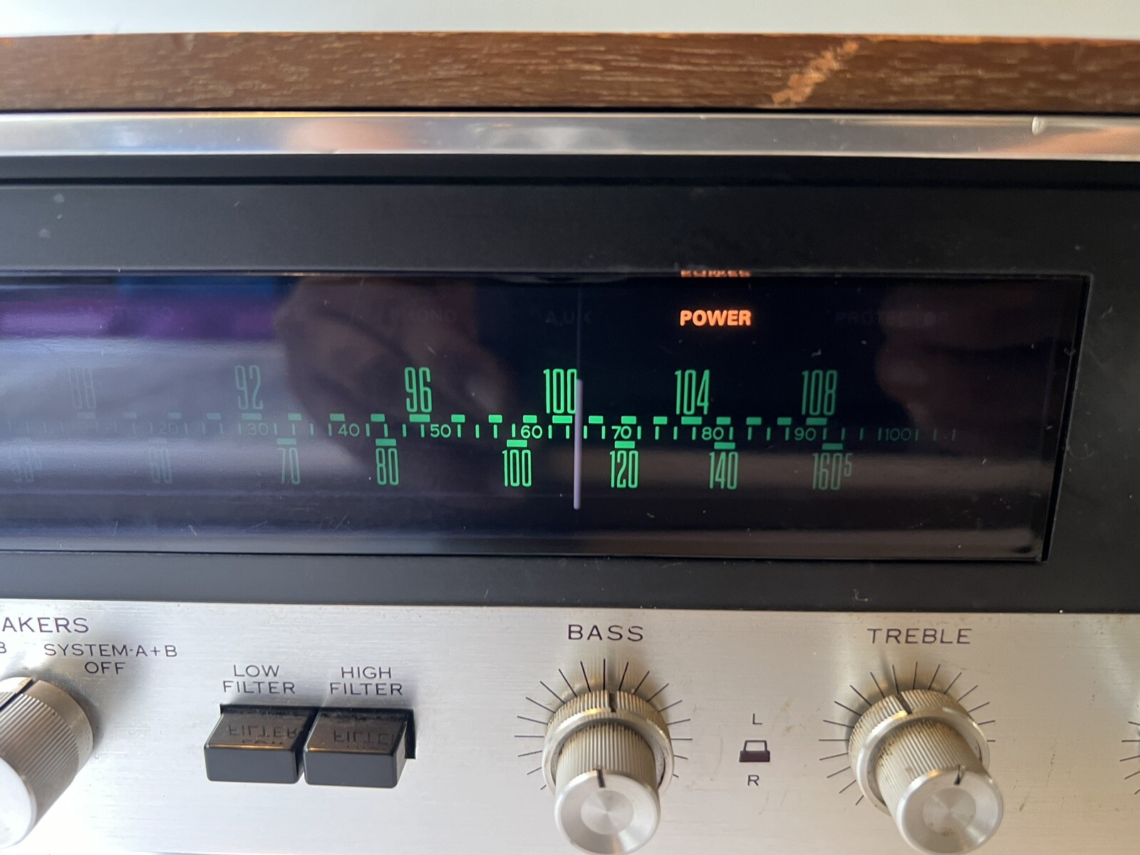 Sansui Solid State Model:2000 AM/FM MPX Stereo Tuner Amplifier