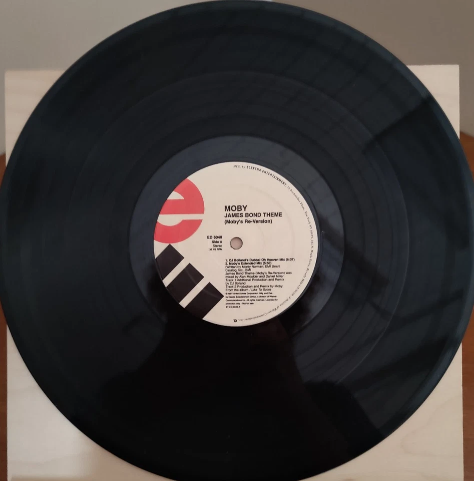 Moby – James Bond Theme (Moby's Re-Version) 1997 Promo Elektra ED 6049 - NM/EX - Image 2 of 3