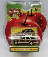 2007 MotorMax 1979 Chrysler LeBaron Town  Country Wagon Fresh Cherries Diecast