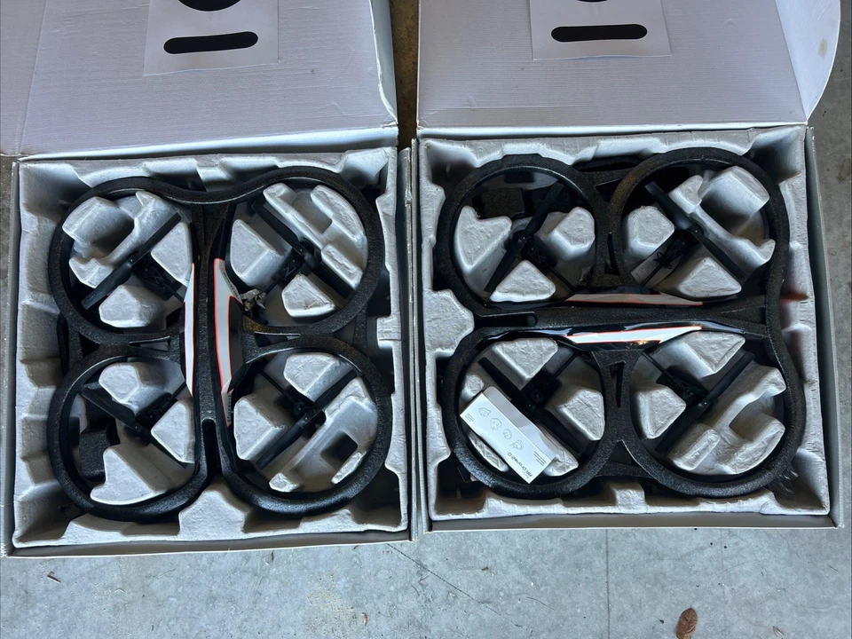 Set Of 2! Parrot AR.Drone 2.0 OB - Drone - Used For Parts Or Repair - Image 2 of 4