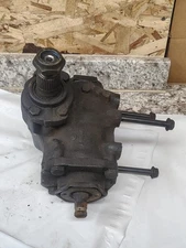 1980 Mercedes Benz 300CD Diesel Power Steering Gear Box W/BOLTS OEM