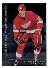 Mathieu Dandenault 1999-00 BAP Millennium Autographs #95 