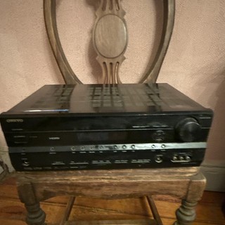 Onkyo HT R667 7.1 A/V Receiver HDMI Dolby DTS AM/FM Tuner Black