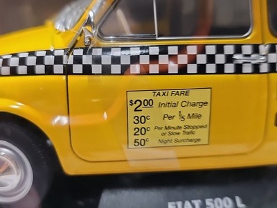 Fiat 500 L Taxi New York 1965 – Solido 1/18 – Métal Jaune – Neuf