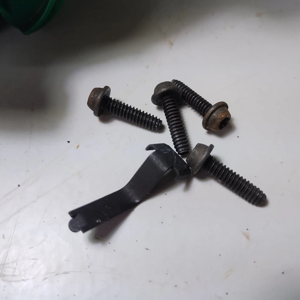 Weedeater Featherlite FL20C 20cc Trimmer Recoil Cover Housing - Image 3 of 4