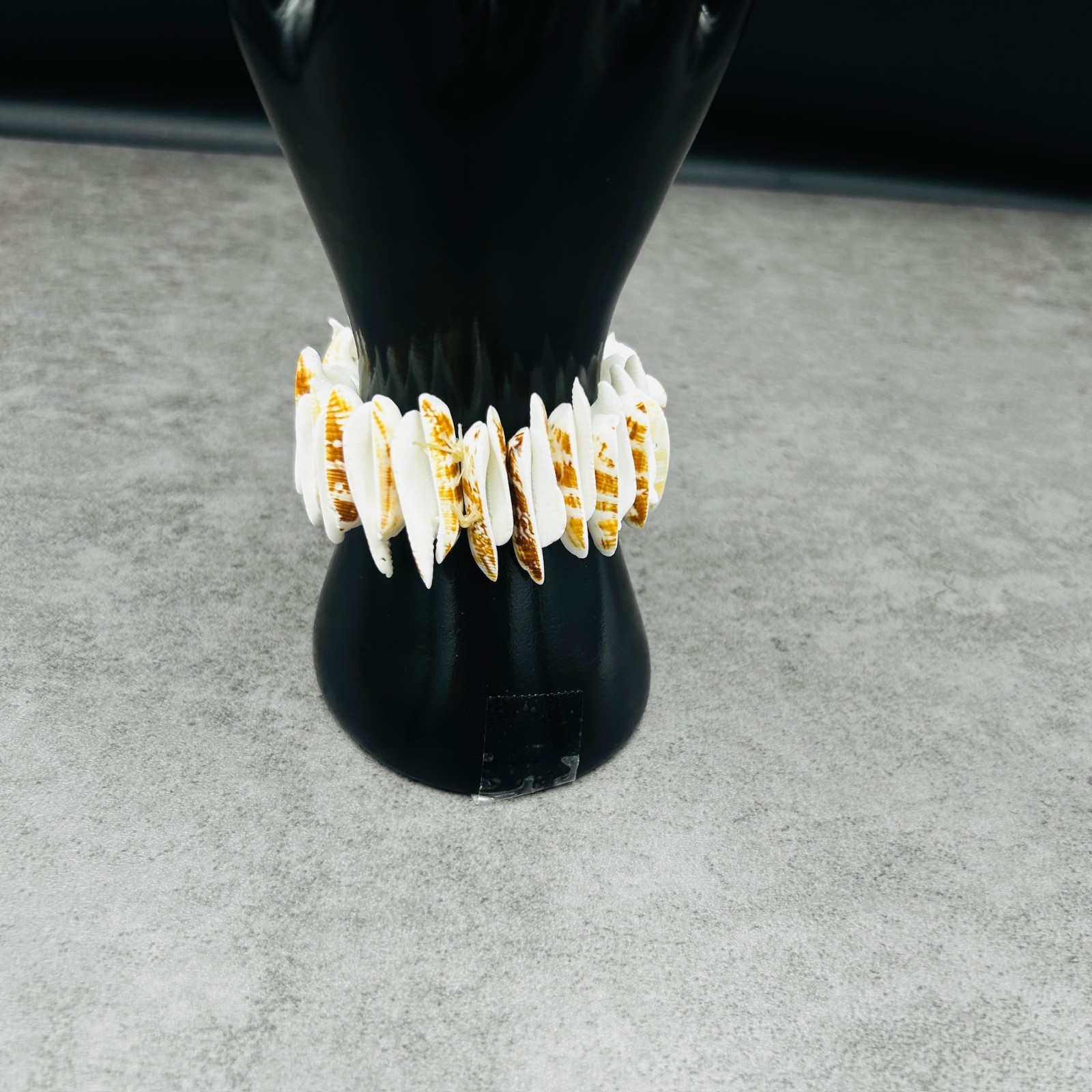 Natural Shell Disc Stretch Bracelet Beachy Boho Summer Style