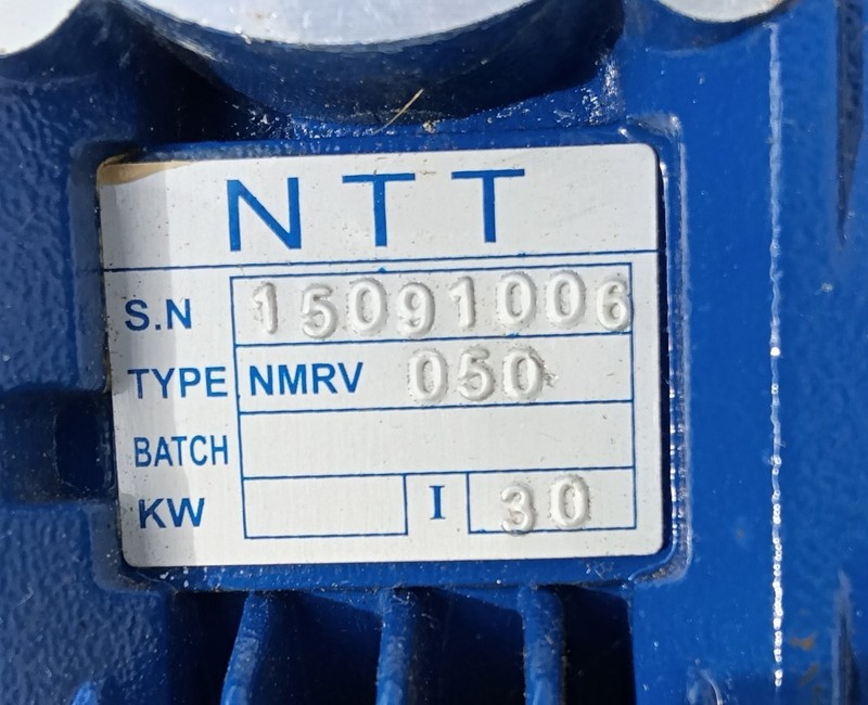 Qty-2 NTT NMRV050 30:1 Hollow Bore Right Angle Gearbox Metric Shaft Size?