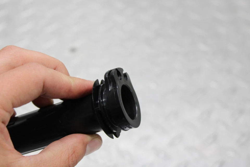 Tubo de acelerador Suzuki GSXR1000 2013 57110-21H01 Foto 4 de 4