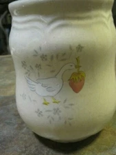 INTERNATIONAL CHINA ~ MARMALADE ~ 5¾" COFFEE CANISTER WITH LID ~ EUC