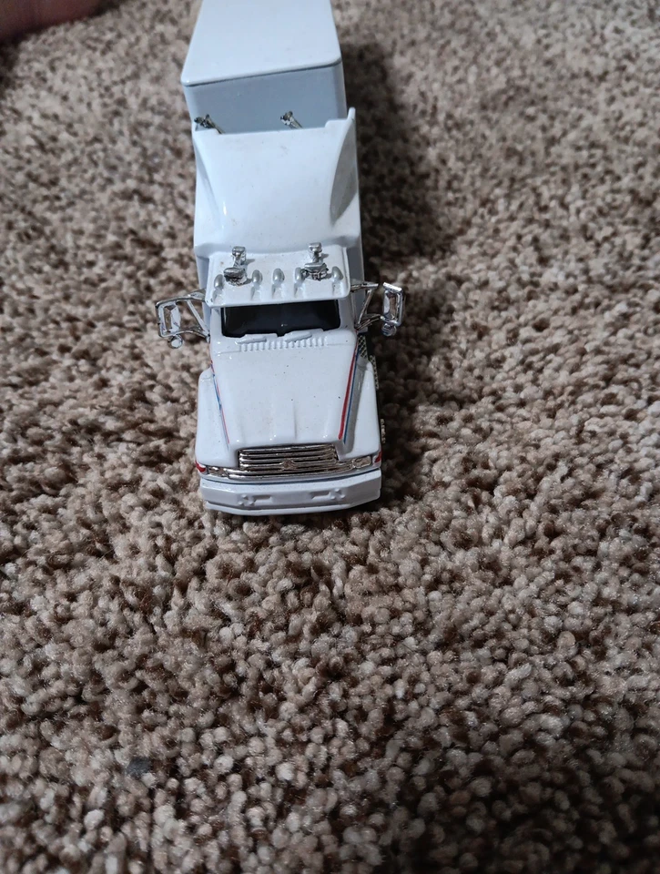 Remolque para carros Racing Champions Raybestos escala 1/64 #8 Sterling Marlin Foto 3 de 4