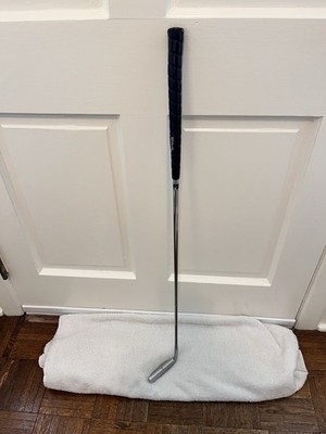 WILSON STAFF 8813 Rt Hand Putter Navy Blue Leather Grip