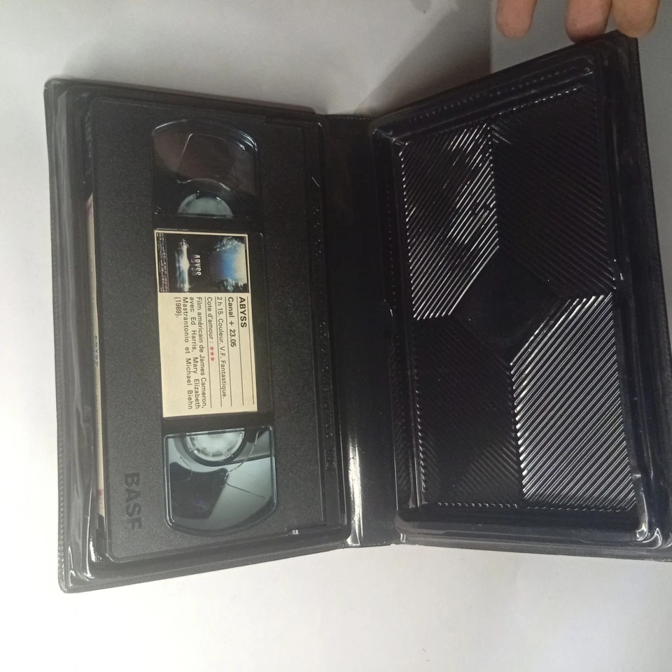 Tele K7 Big Box Movie VHS Abyss James Cameron Ed Harris From Private Collection - Image 3 of 3