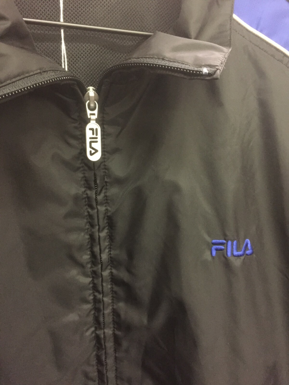 Giacca a vento grande vintage Fila nera blu #1848