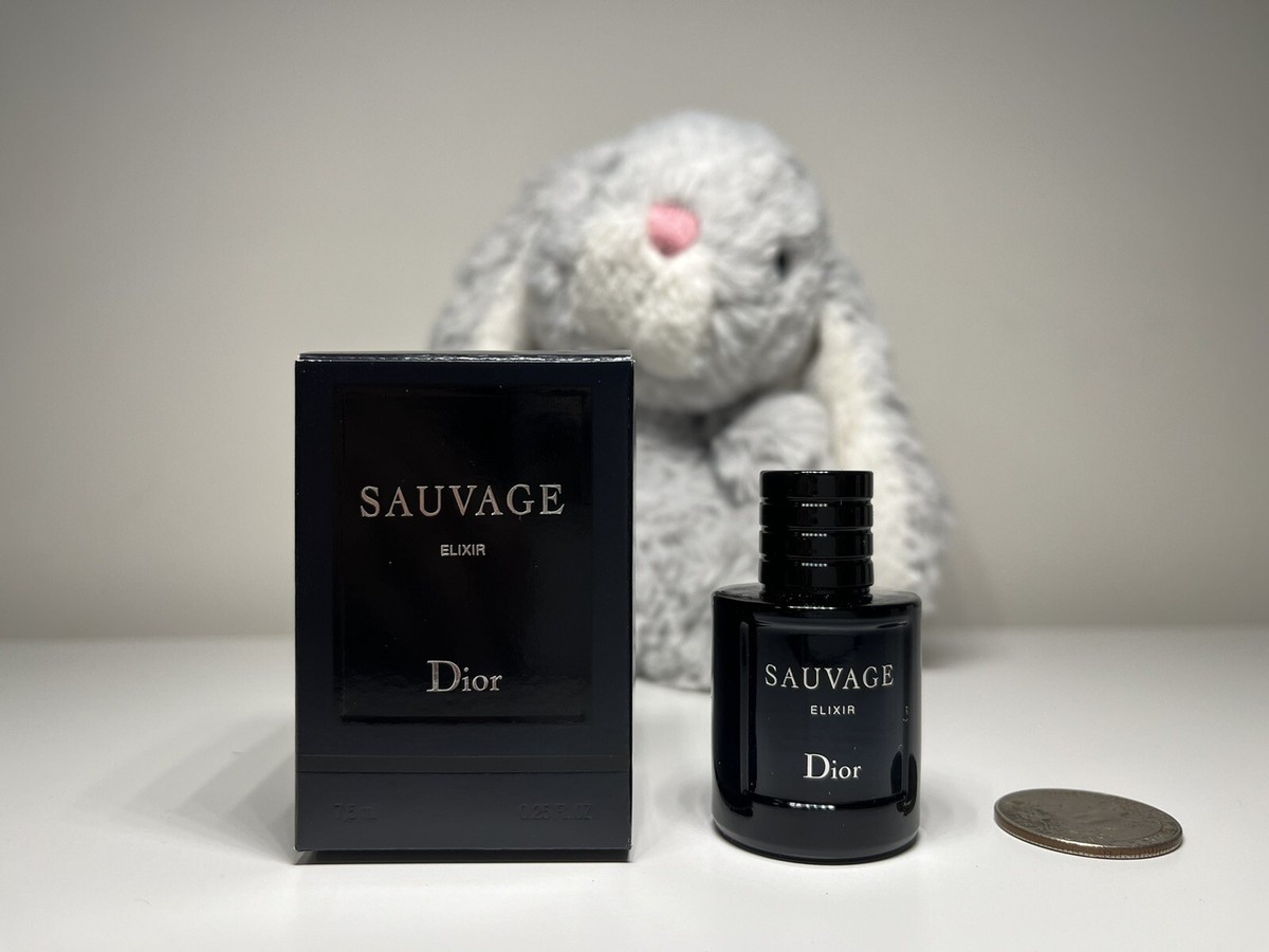 DIOR Sauvage Elixir mini travel splash 7.5 ml / 0.25 oz New DIOR Sauvage Elixir mini travel splash 7.5 ml / 0.25 oz New