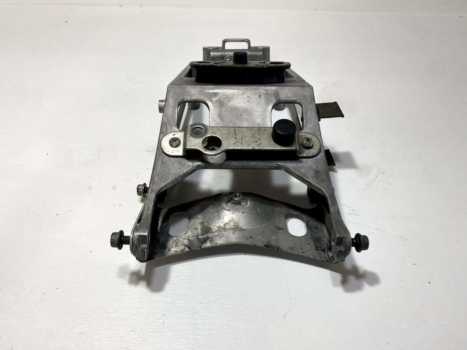 2007 Suzuki GSXR750 Rear Subframe Bracket 4123141G10 OEM Back Sub