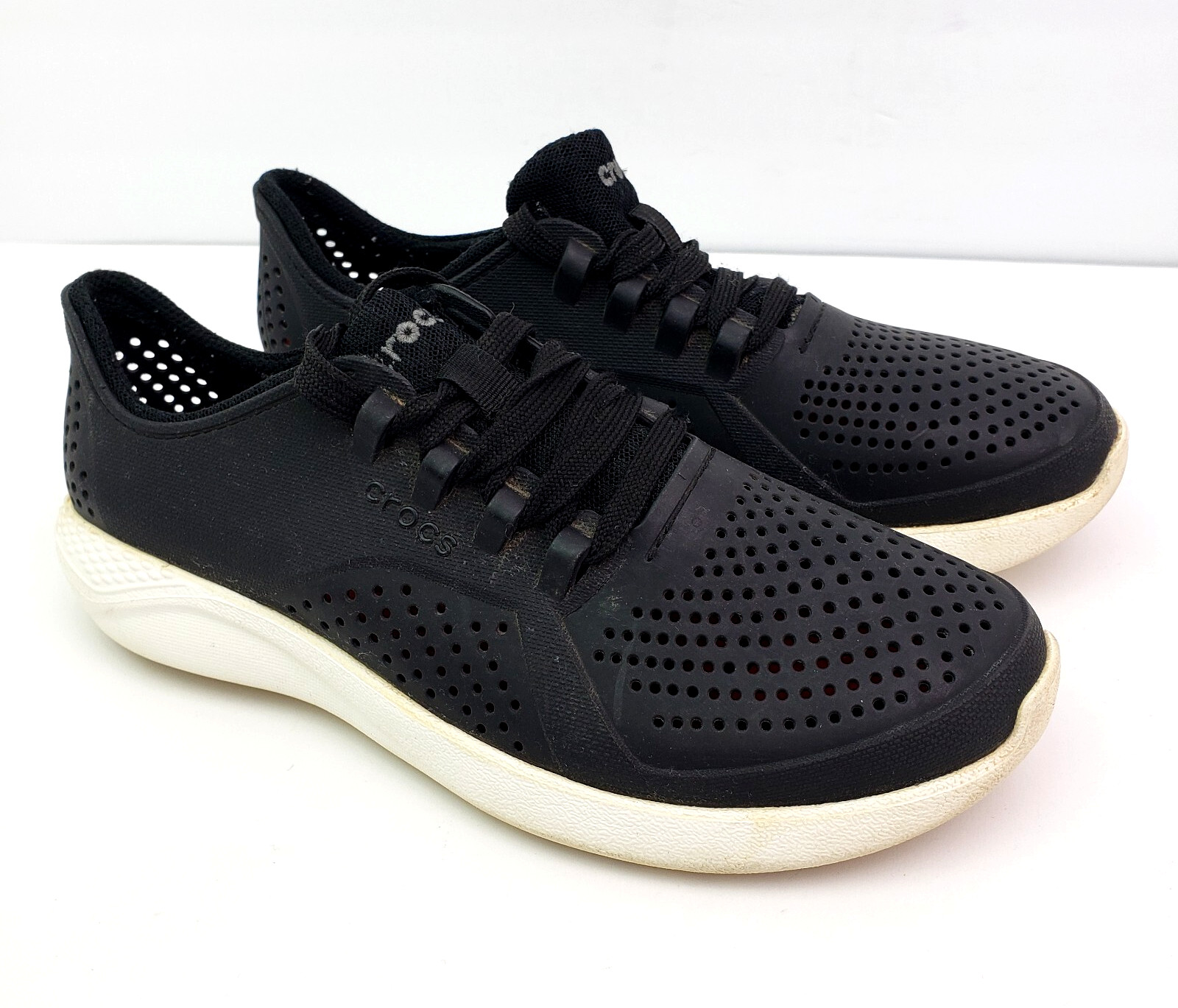 Crocs LiteRide Pacer Womens Size 7 Black White Lace Up Sneak
