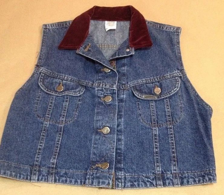 africano Mula parcialidad LEE womens denim vest, size L, metal button, maroon crushed velvet collar | eBay africano Mula parcialidad LEE womens denim vest, size L, metal button, maroon crushed velvet collar | eBay