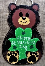 HAPPY ST. PATRICK'S DAY BEAR Door Decor SIGN Wall Art Hanger Plaque Seasonal