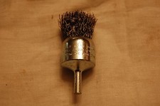 Weiler 1-1/8" Crimped Wire Brush 1/4" Shaft 22,000 RPM's USA