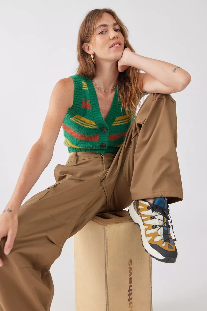 URBAN OUTFITTERS RICKIE CROPPED SWEATER GREEN MULTI VEST SIZE