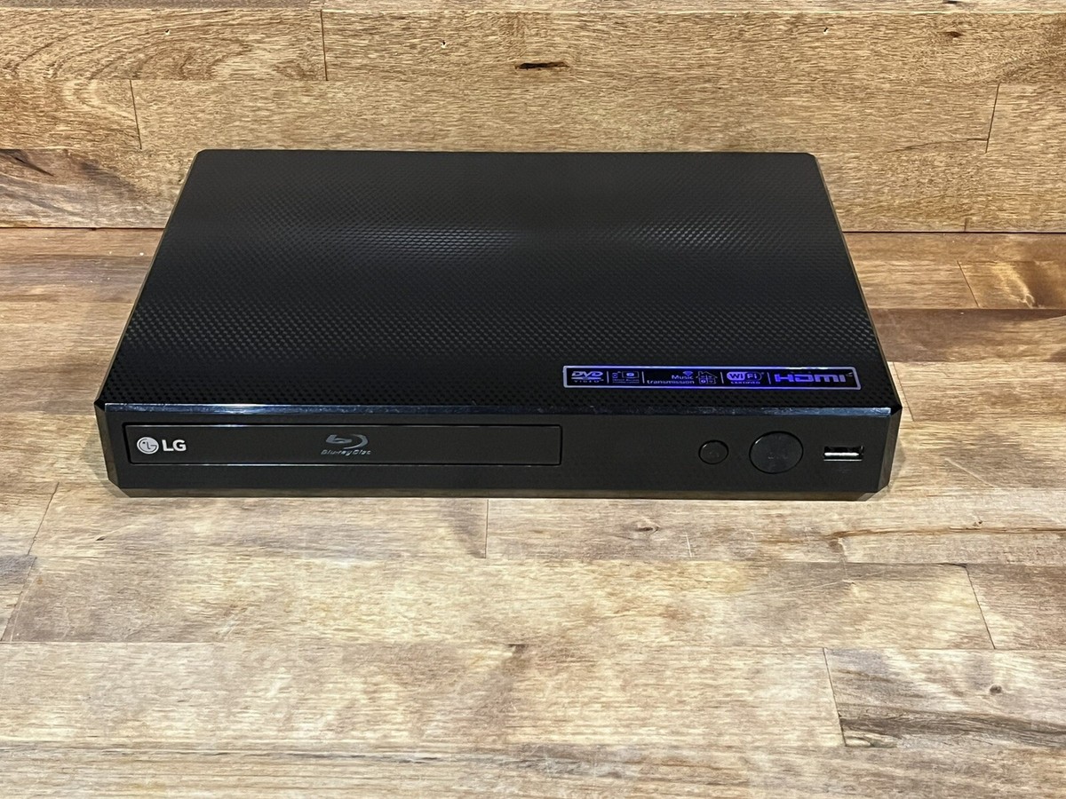 LG Blu-Ray 3D DVD Player BP-530-N (No Remote Or Power Cord
