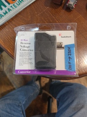 RadioShack 40-Watt Reverse Voltage converter