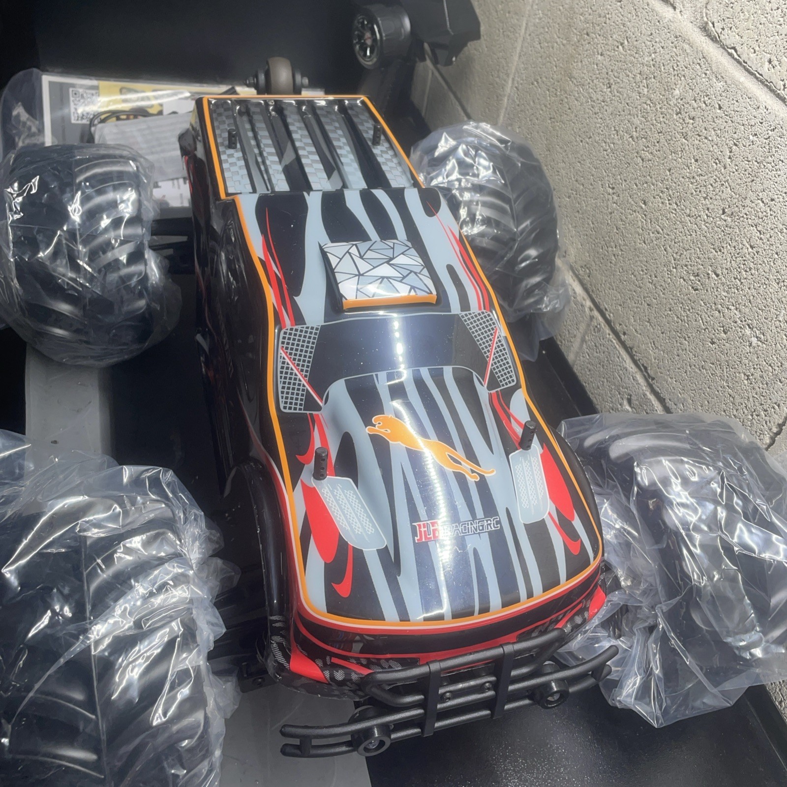JLB Racing Cheetah Brushless 1/10 3s Lipo RTR 50mph Hobby Wing 120a ESC 4s USA