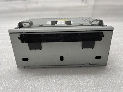 Ford Fiesta VI JA8 Einbauradio Radio Autoradio CD Spieler Player AM5T-18C815-GN