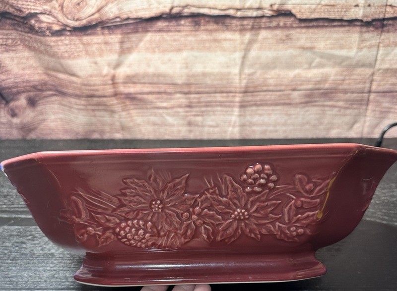 Longaberger pottery serving bowl "Nature's Garland" Paprika embossed poinsettia