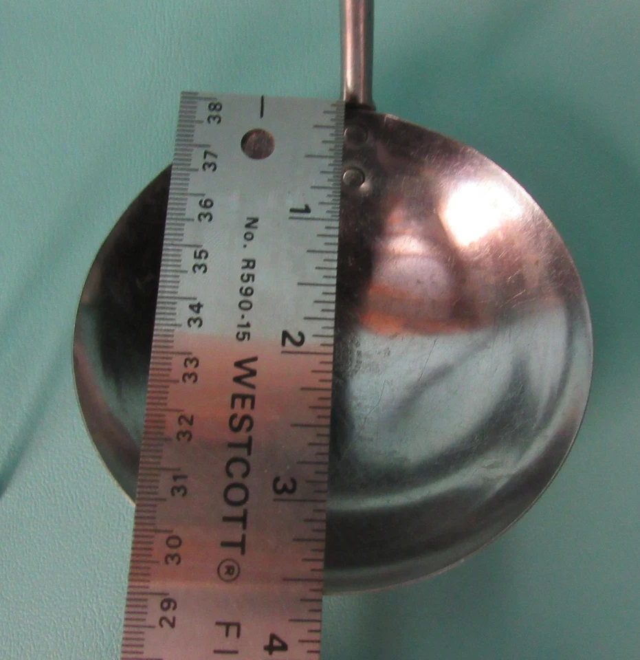 Cucharón y horquilla de talla vintage con mango de caramelo ámbar inoxidable EKCO ETERNA EE. UU. Foto 3 de 4