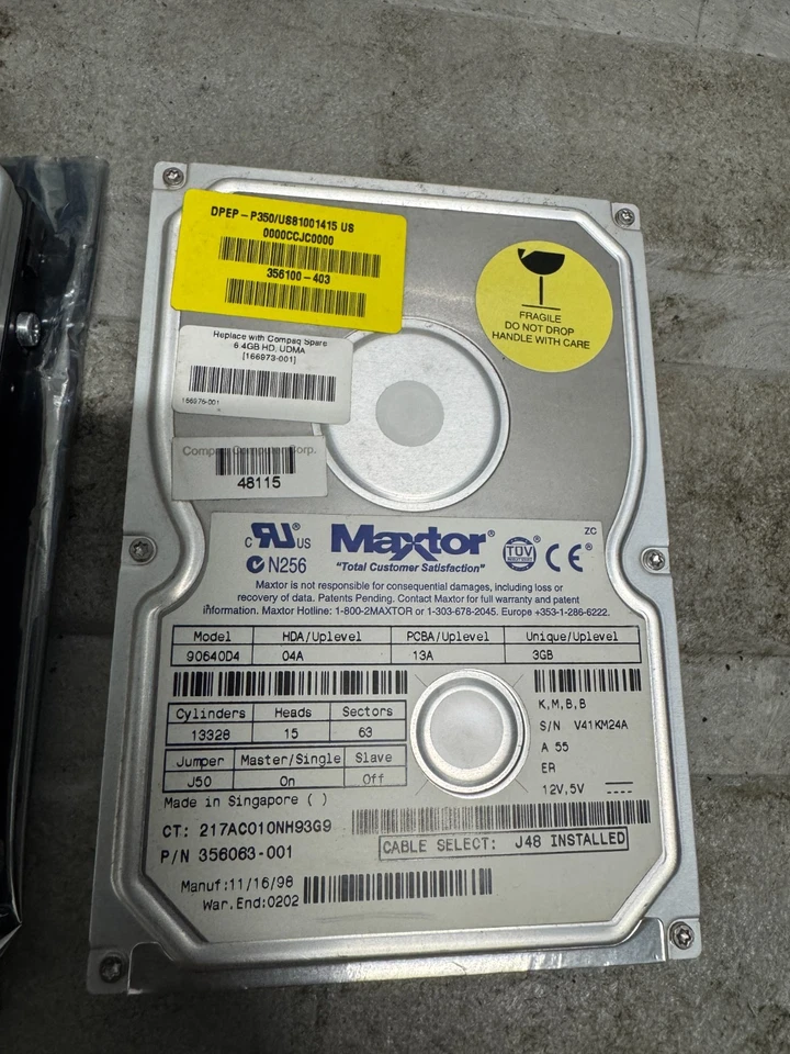 Western Digital 310200 & Compaq Maxtor 6.4GB 3.5" IDE HDD Vintage Hard Drives - Image 3 of 4