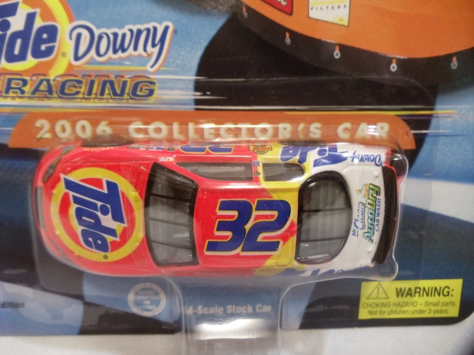 2006 TIDE Downy Racing 1:64 Scale #32 Diecast Stock Car Monte Carlo RC2 NEW - Image 2 of 4