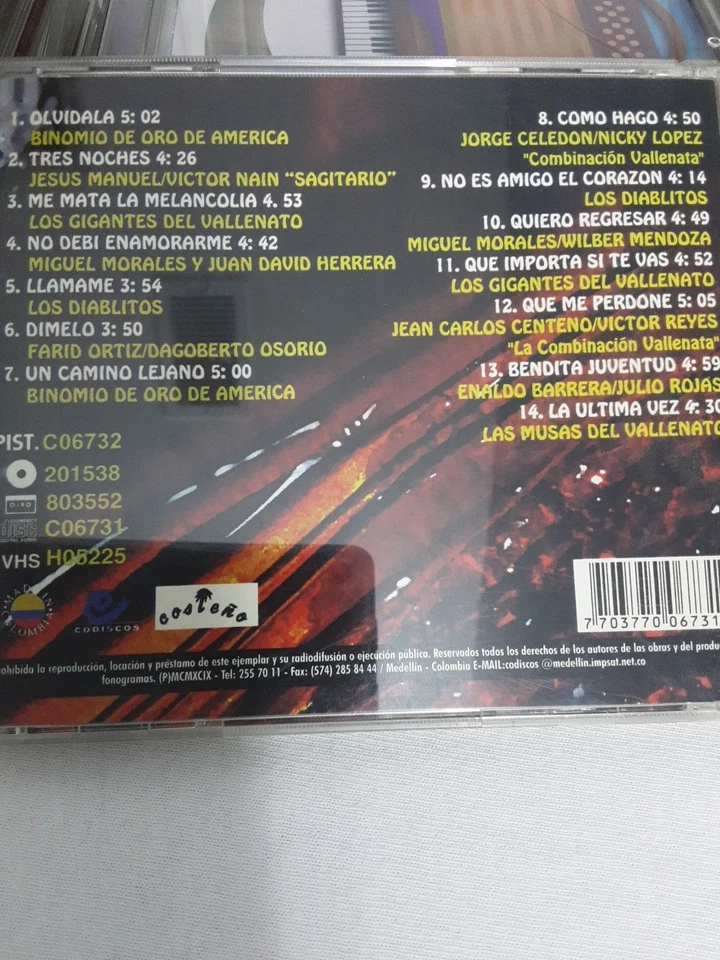 Компакт-диск Vallenatos De Oro том 24 Codiscos Records Колумбия 1994 - Изображение 2 из 4