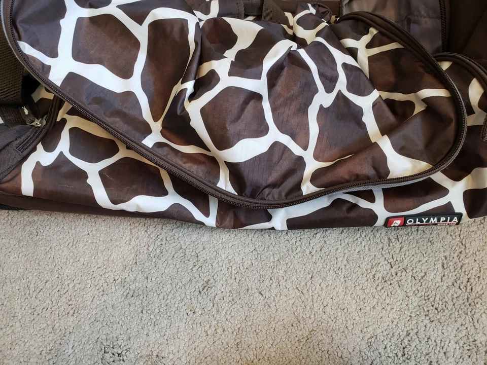 Спортивная сумка Olympia 30 дюймов с откидным дном - жираф - Изображение 2 из 4