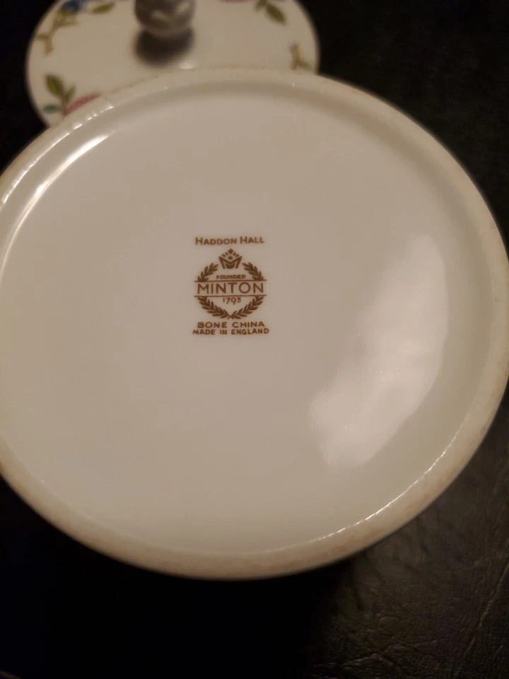 Minton HADDON HALL Jar Candy Bowl Trinket Box w/ Lid Floral-inside lid chip - Image 4 of 4
