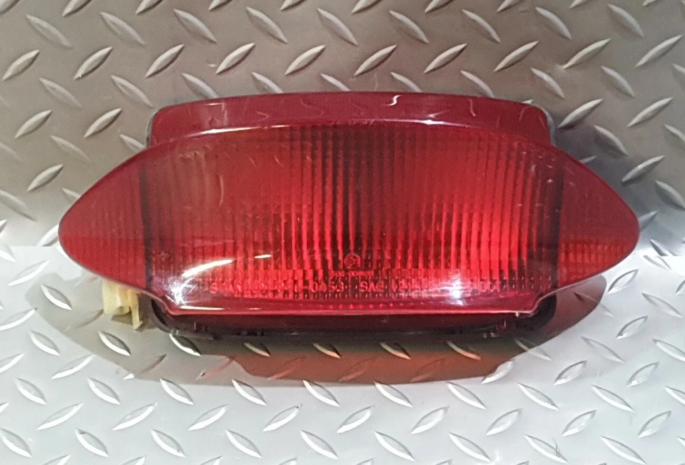 ♻️ Lâmpada de freio traseira Honda CBR 600 F3 1995 - 1998 Stanley 040-0352 ♻️ - Imagem 2 de 4