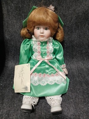 1987 Betty Jane Carter Porcelain Musical Doll 12  TIFFANY #1150 Green Eyes VTG
