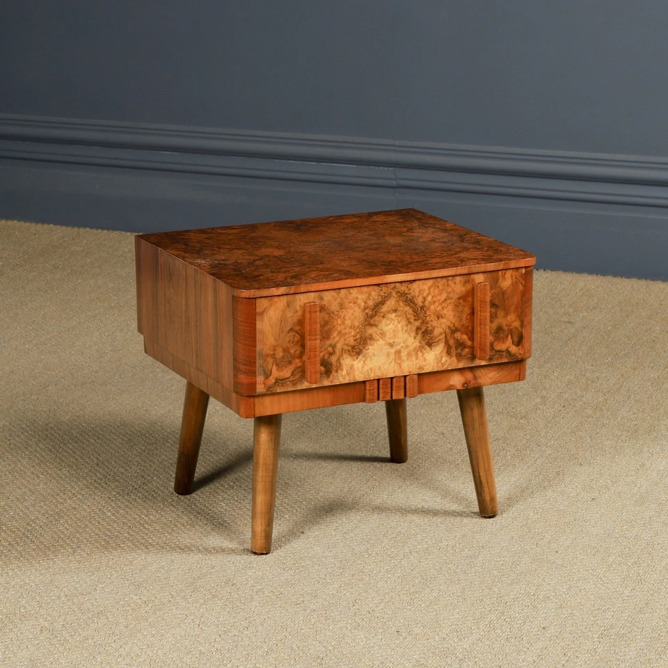 Pequeña mesita de noche antigua inglesa Art Deco de nogal mesa auxiliar mesita de noche c.1930 Foto 2 de 4