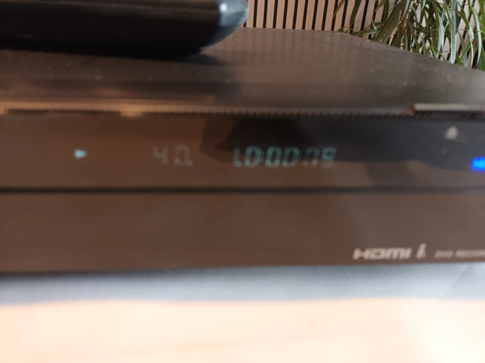Sony DVD HDD Recorder RDR-AT105 Mit FB - Bild 2 von 4
