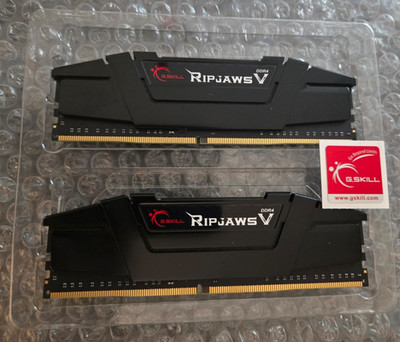G.Skill Ripjaws V 32GB (2x16GB) RAM DDR4 3600MHz F4-3600C18D-32GVK