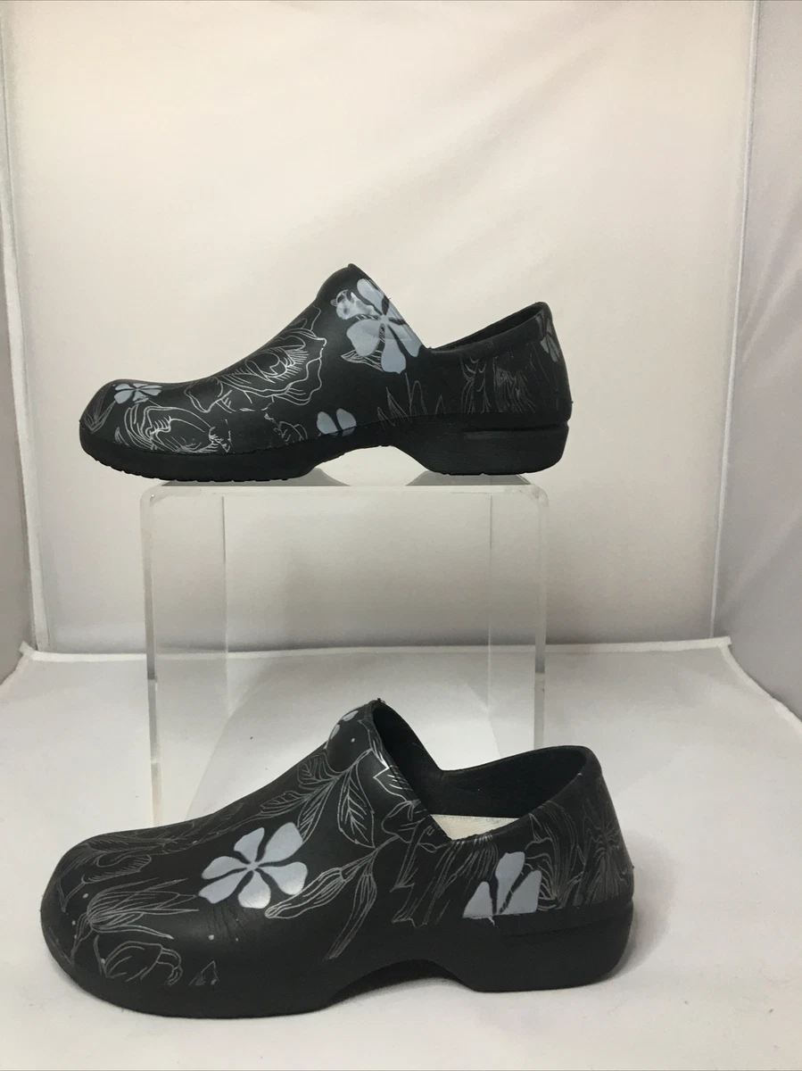 Comfort Trendz Women Size 7 Slip On Black Floral Great Condition