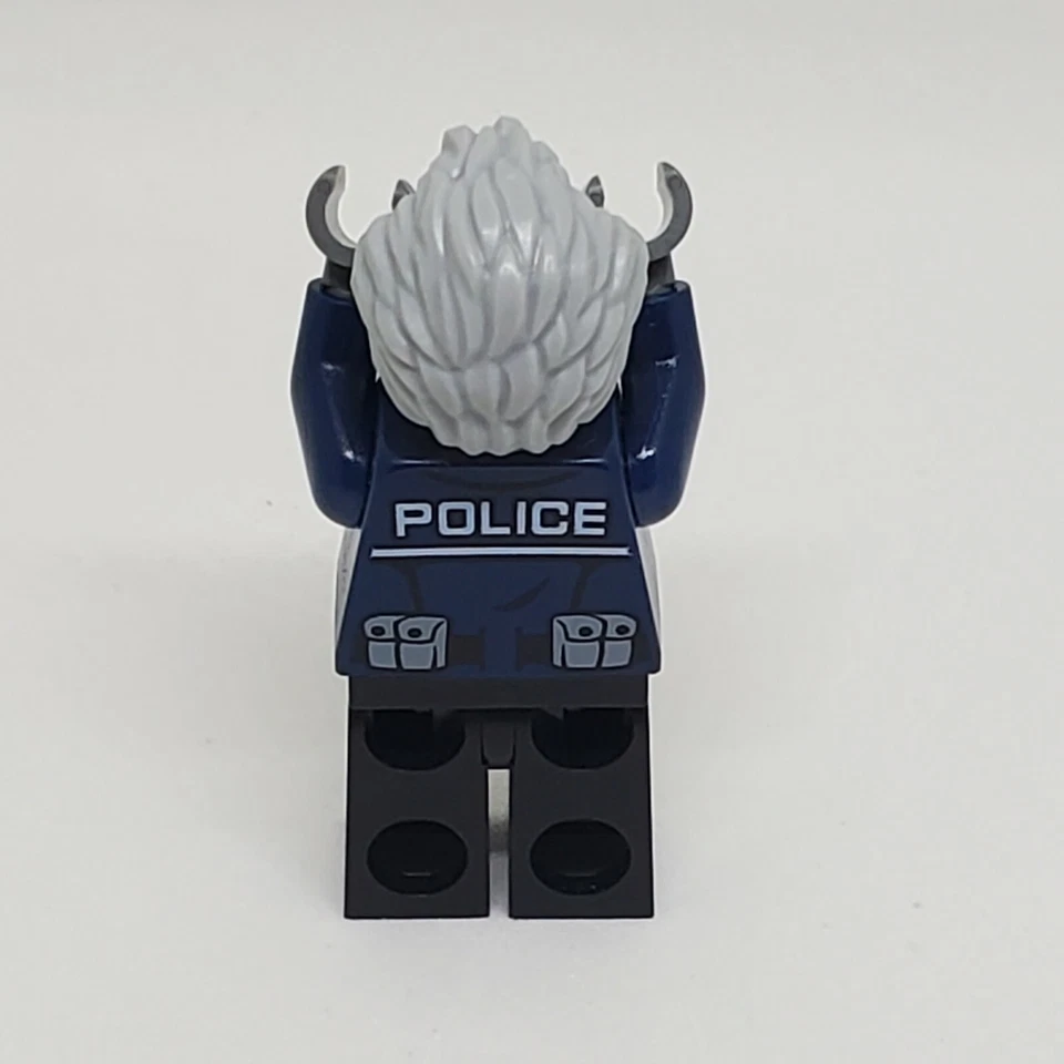 Lego Minifigure Super Heroes Captain Stacy Police Cop - Image 4 of 4