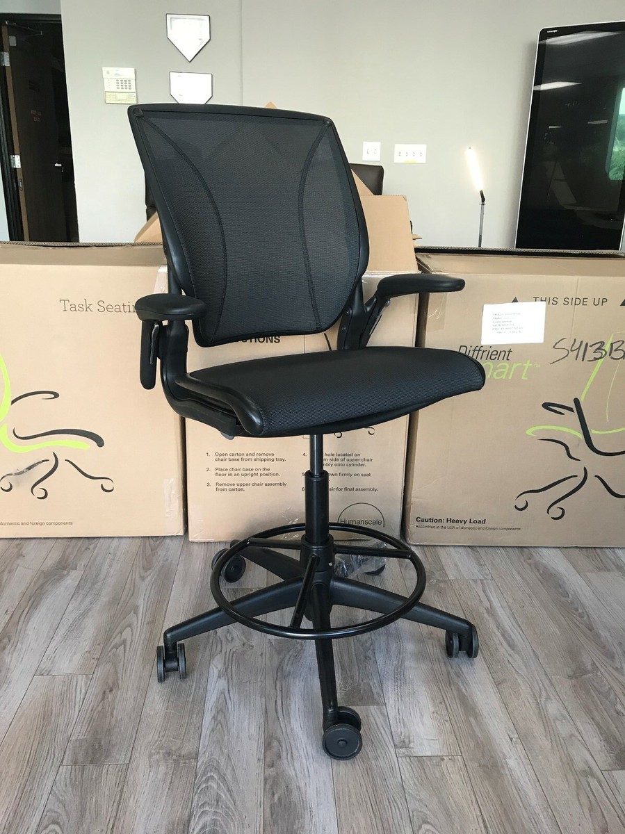 HumanScale Diffrient World Task Stool Chair Adjustable Arms Black