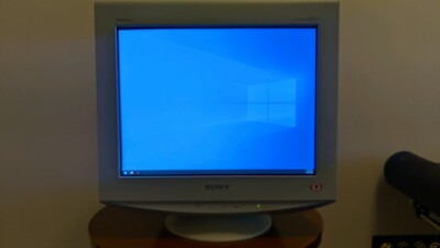 sony trinitron crt | Electronics 