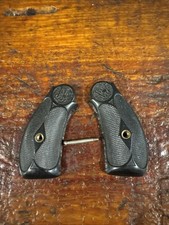 Vintage Smith Wesson Diamond Center Magna Grips For I Frame Round Butt