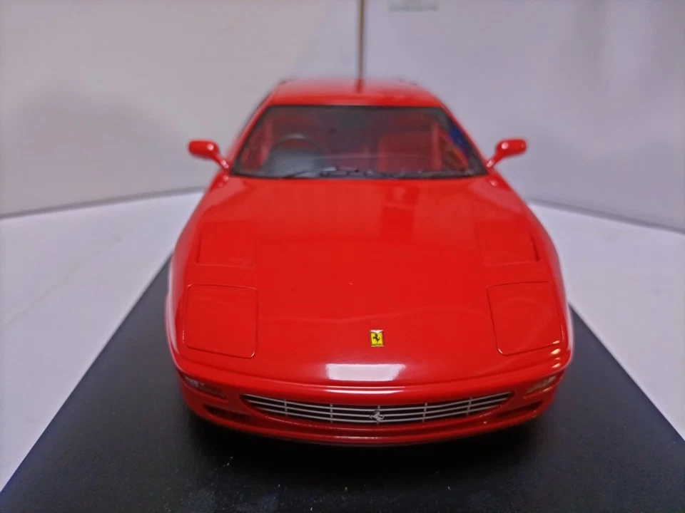 Matrix 1:18 Ferrari 456 Pininfarina Silver Red Hunting Travel Car Model - Image 3 of 4